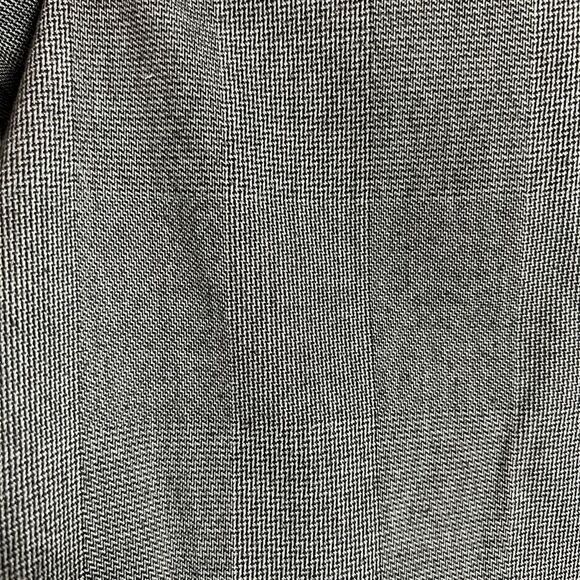 3 for $30! Gap grey wide leg trousers. Size 2 - Picture 6 of 8